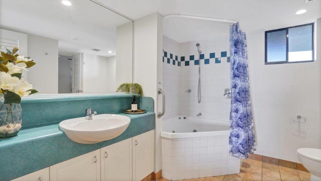 Photo of Bathroom in Golden Beach