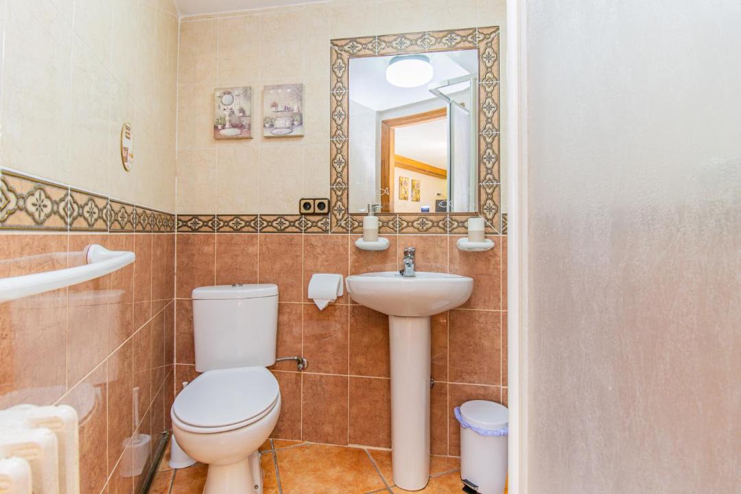 Photo of Bathroom in Senegue