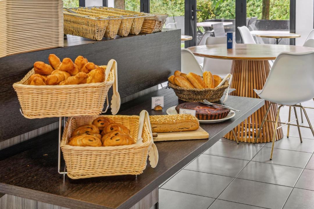 Photo of Others in Cherre