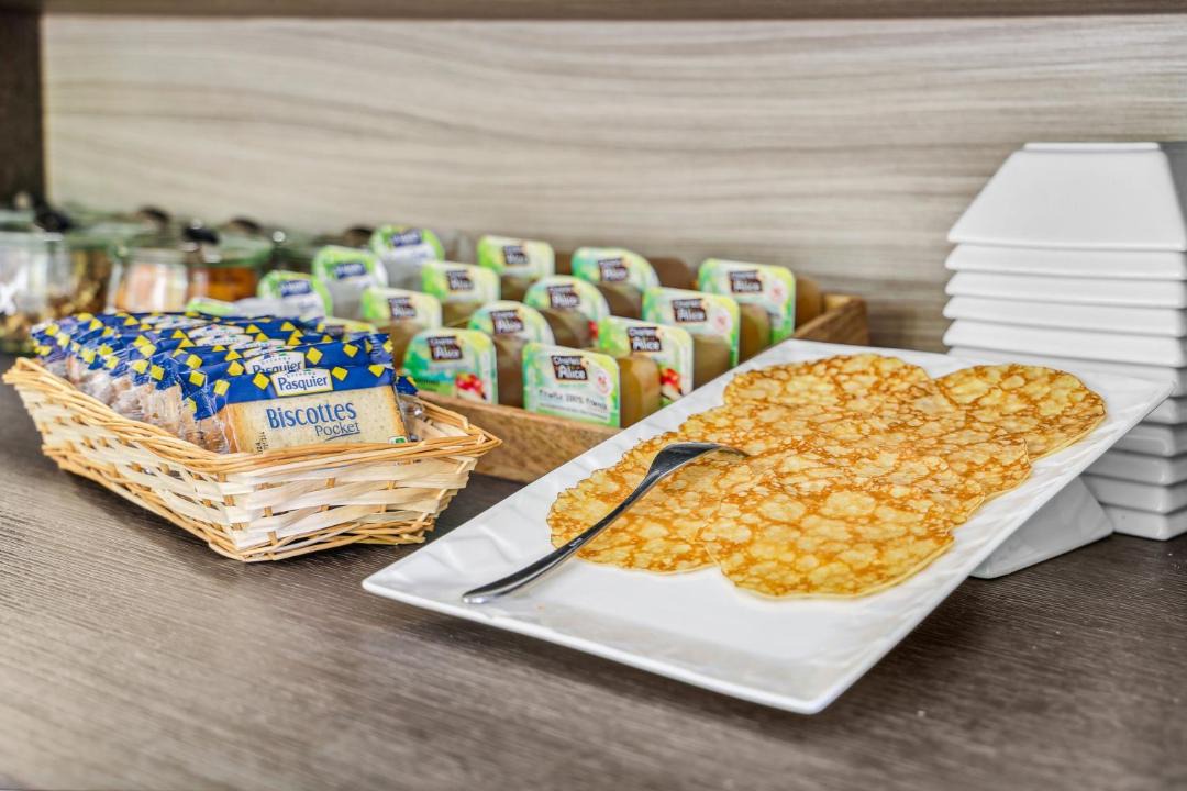 Photo of Others in Cherre