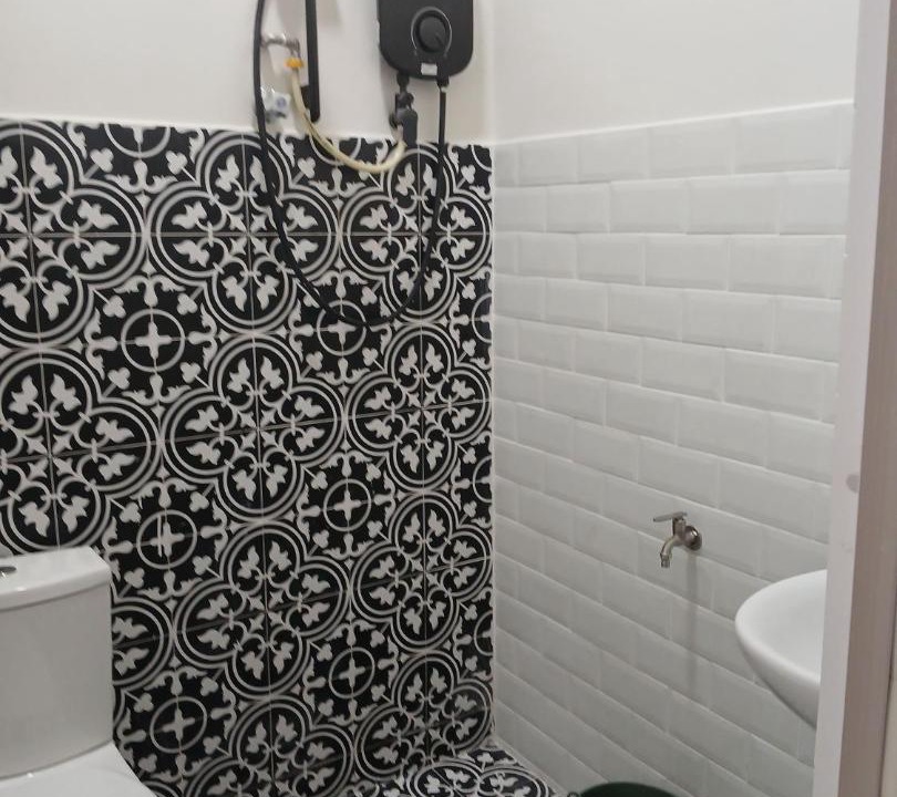 Photo of Bathroom in Kelang Gates Baharu