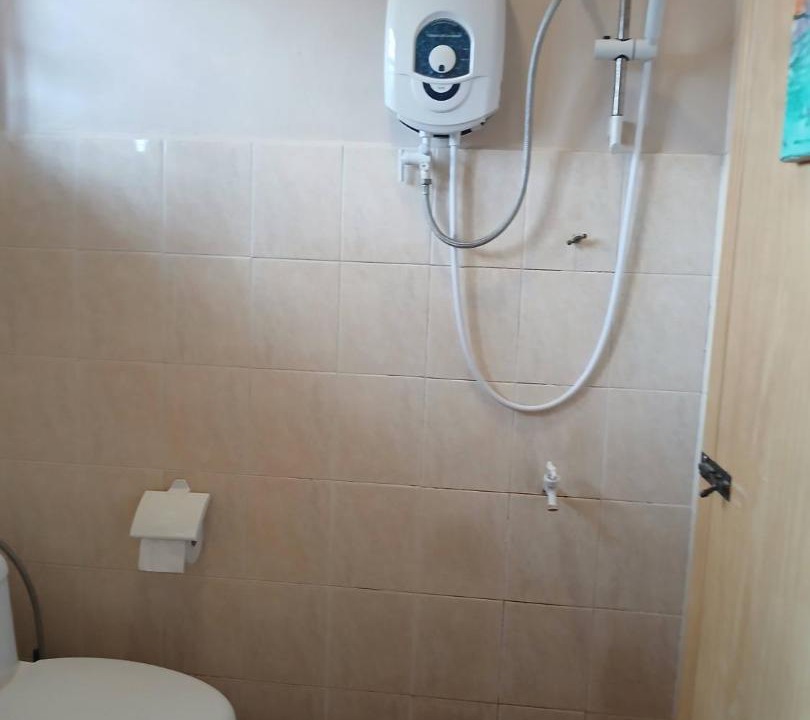 Photo of Bathroom in Kelang Gates Baharu