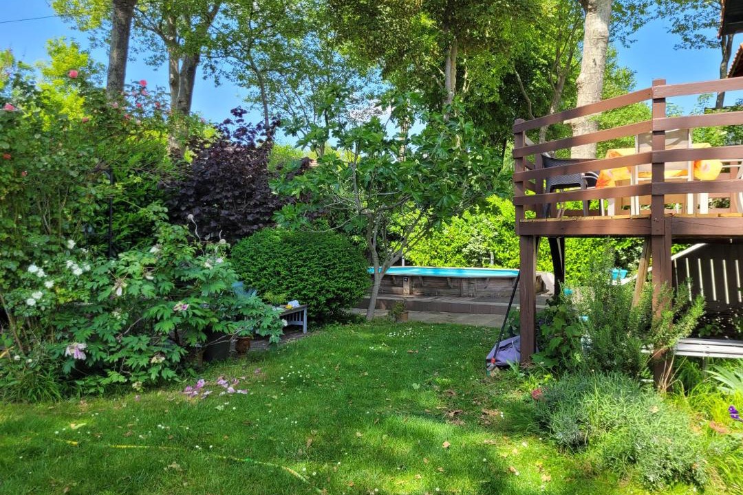 Photo of Others in Bords de Marne