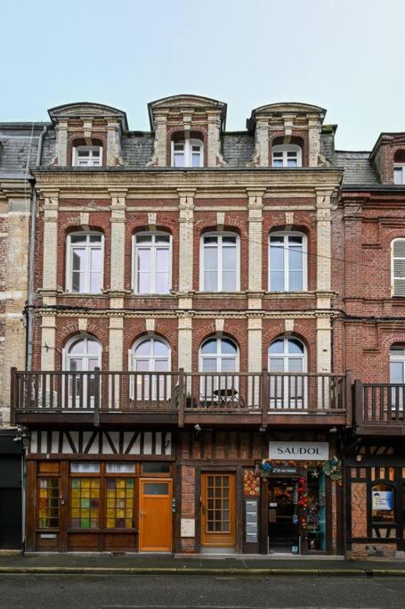 Photo of Others in Etretat