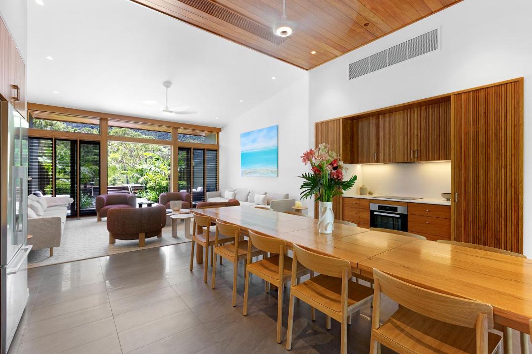 Photo of Others in Flametree