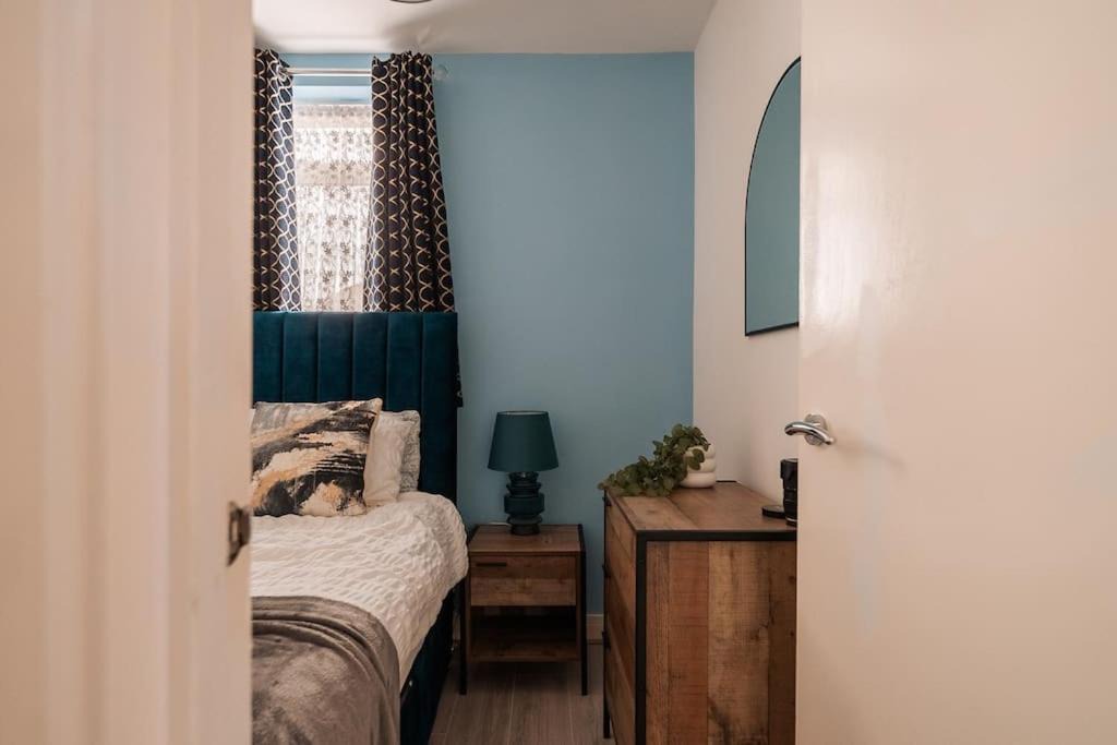 Photo of Bedroom in Enfield Highway