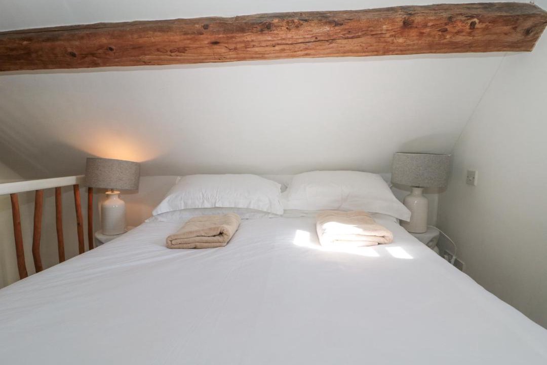 Photo of Bedroom in Coln St Aldwyns