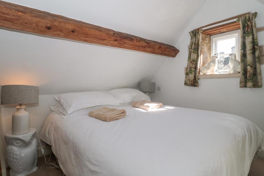 Photo of Bedroom in Coln St Aldwyns