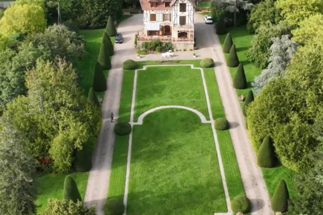 Photo of Others in Cisai-Saint-Aubin