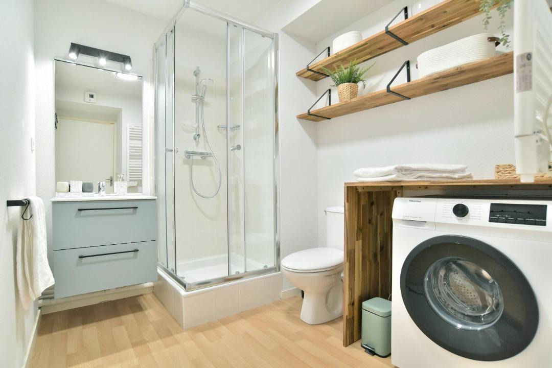 Photo of Bathroom in Dinan