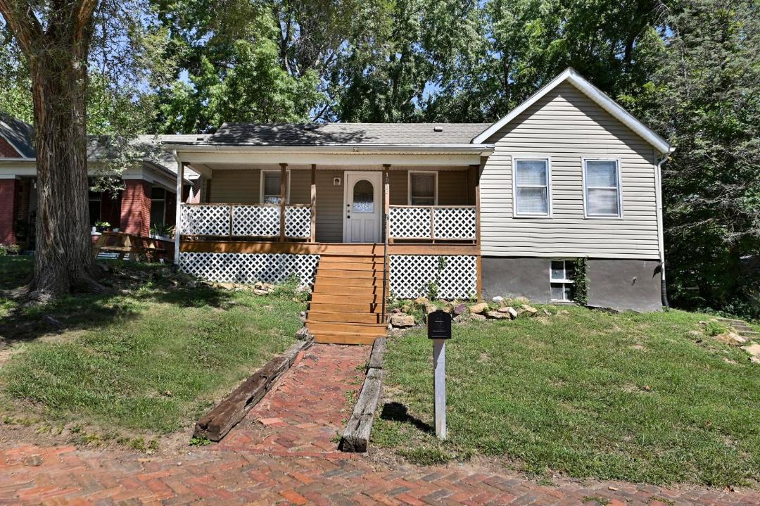 Photo of Others in Atchison