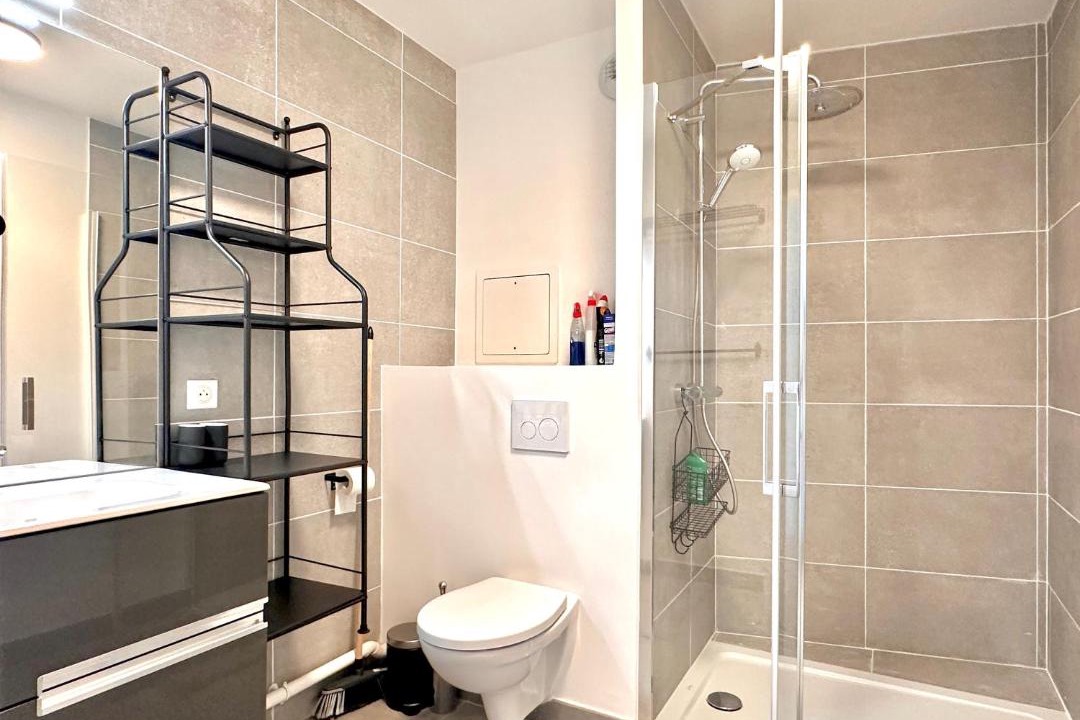 Photo of Bathroom in 12th Arrondissement