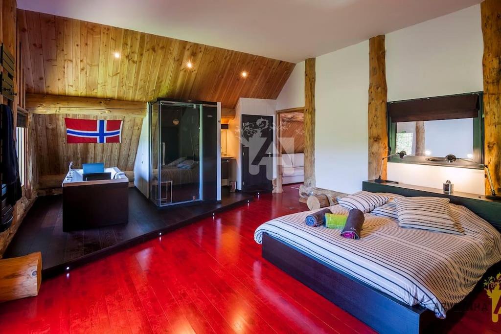 Photo of Bedroom in Jassat