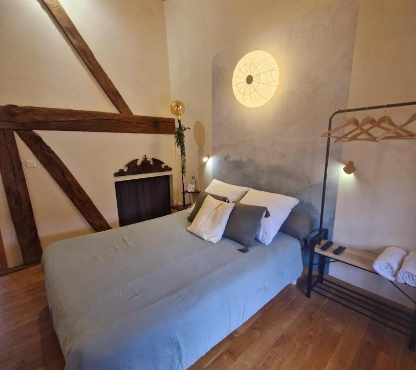 Photo of Bedroom in Montech