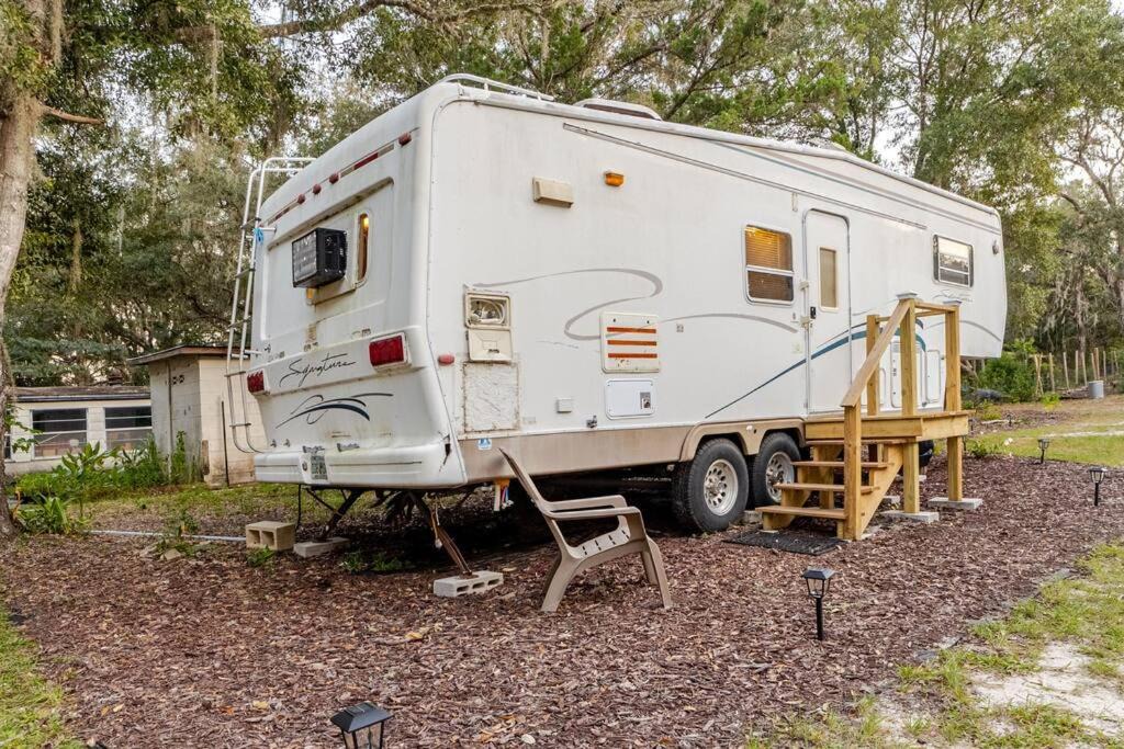 Photo of Others in Putnam Hall