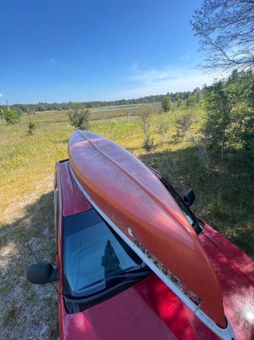 Photo of Outdoor in Putnam Hall