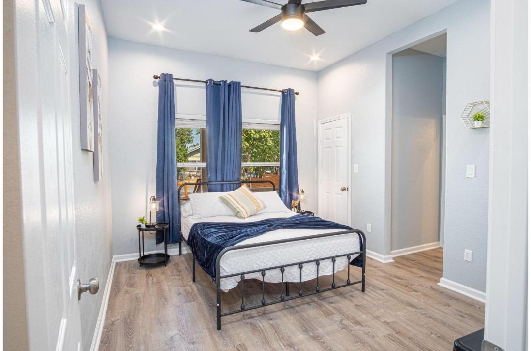 Photo of Bedroom in Highland Park