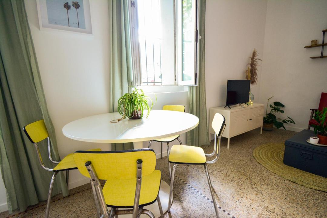 Photo of Others in Les Arceaux