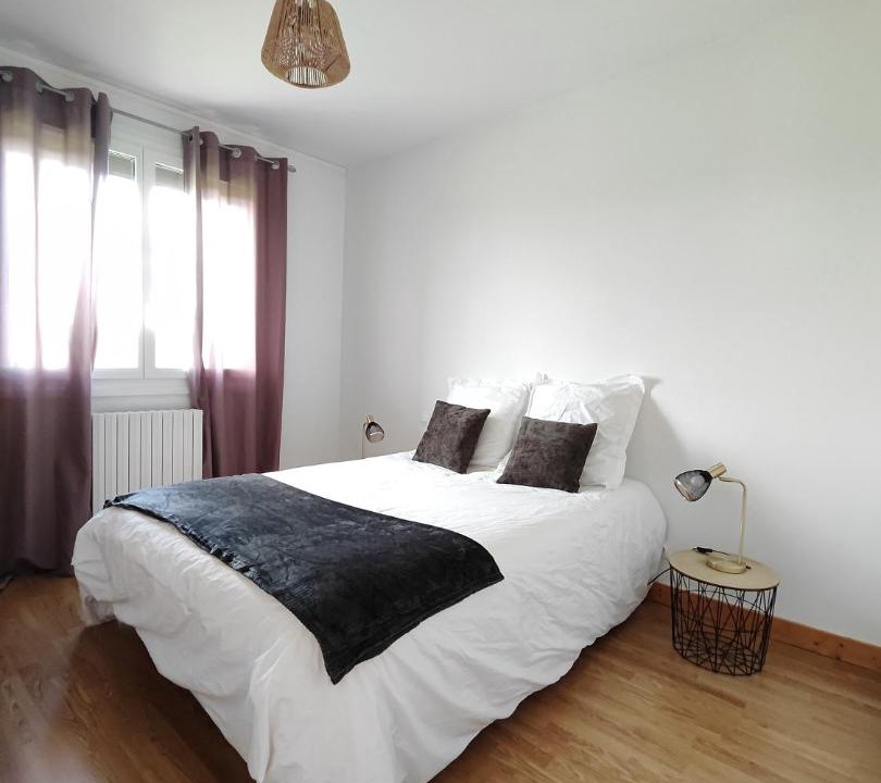 Photo of Bedroom in Digoin