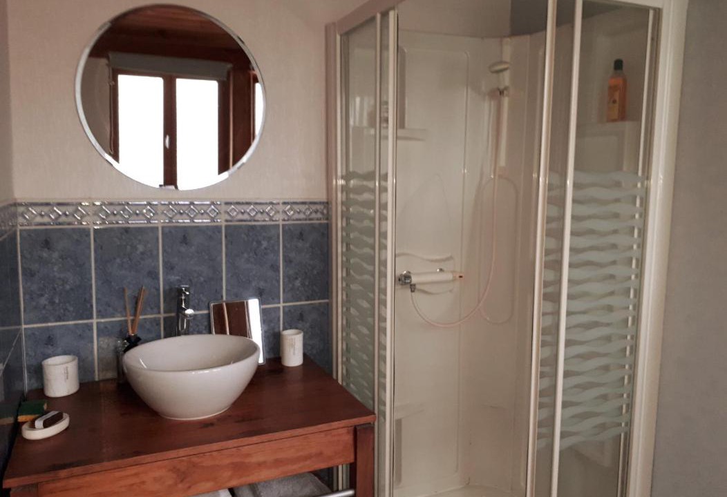 Photo of Bathroom in Saint-Laurent-de-Neste