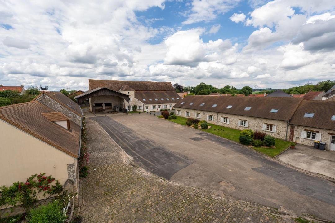 Photo of Others in Villeneuve-sous-Dammartin