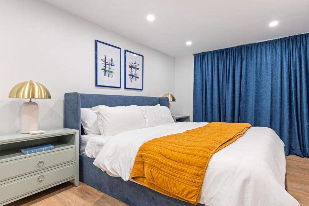 Photo of Bedroom in Euclid