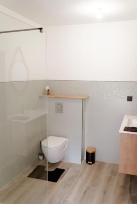 Photo of Bathroom in Cande-sur-Beuvron