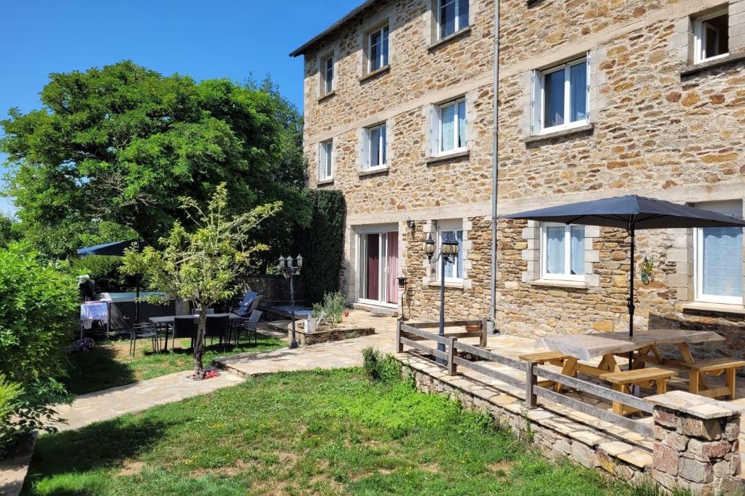 Photo of Others in Auriac-Lagast