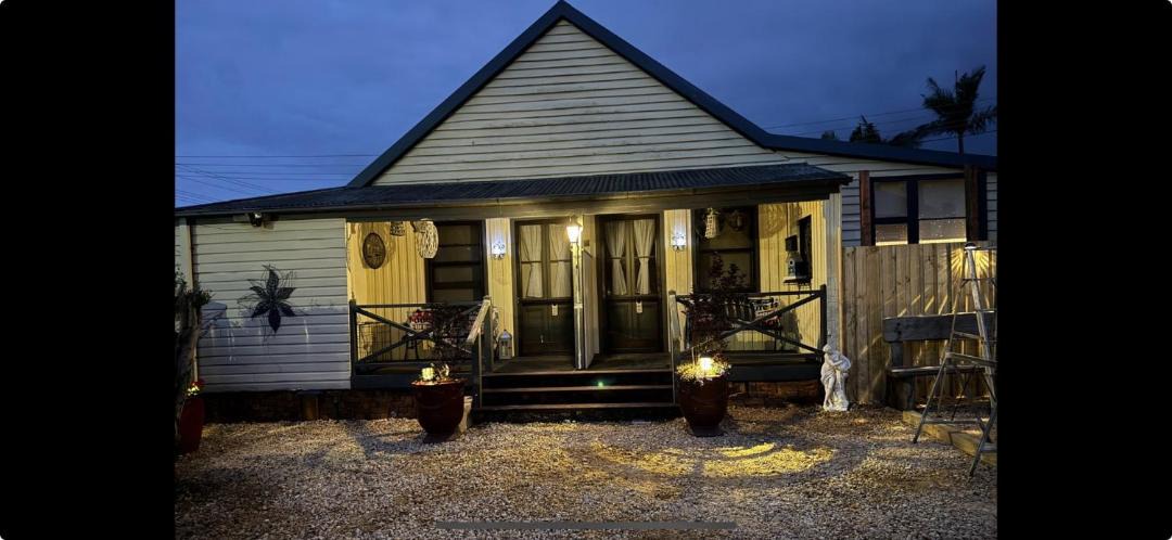 Photo of Others in Greta