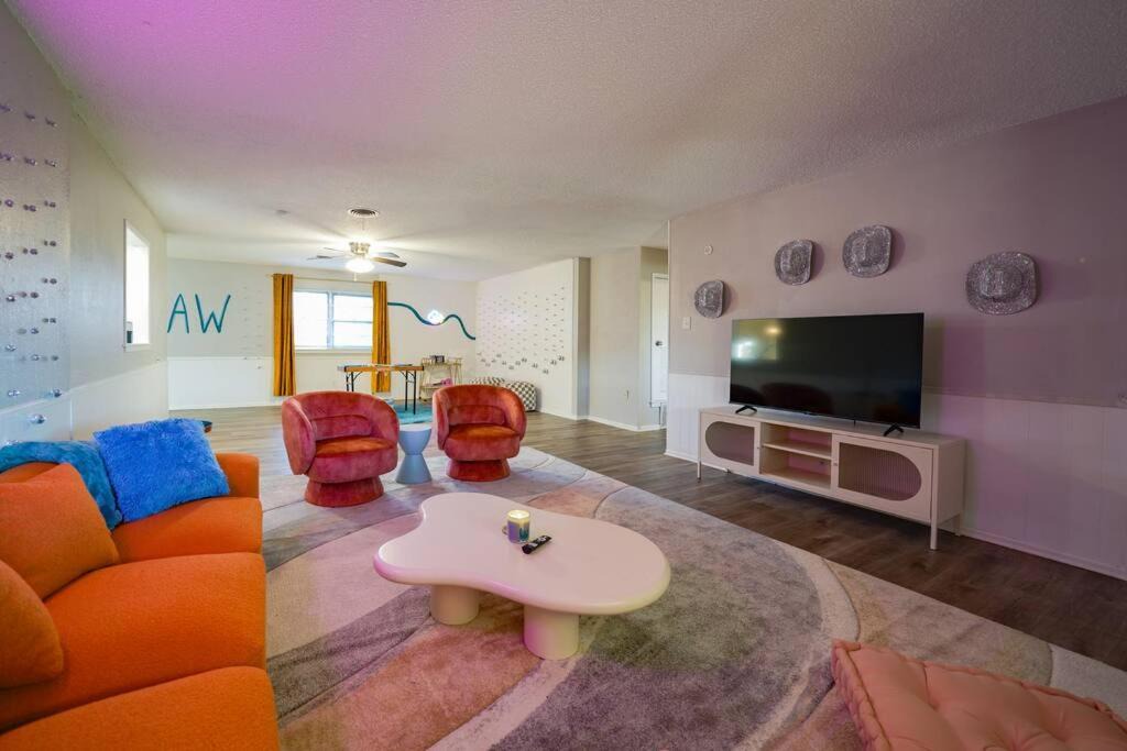 Photo of Livingroom in Bowie