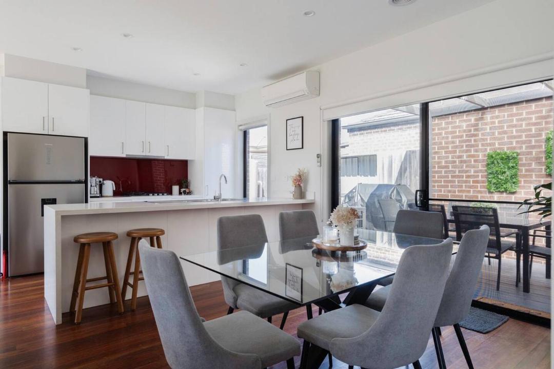 Photo of Others in Rosebud