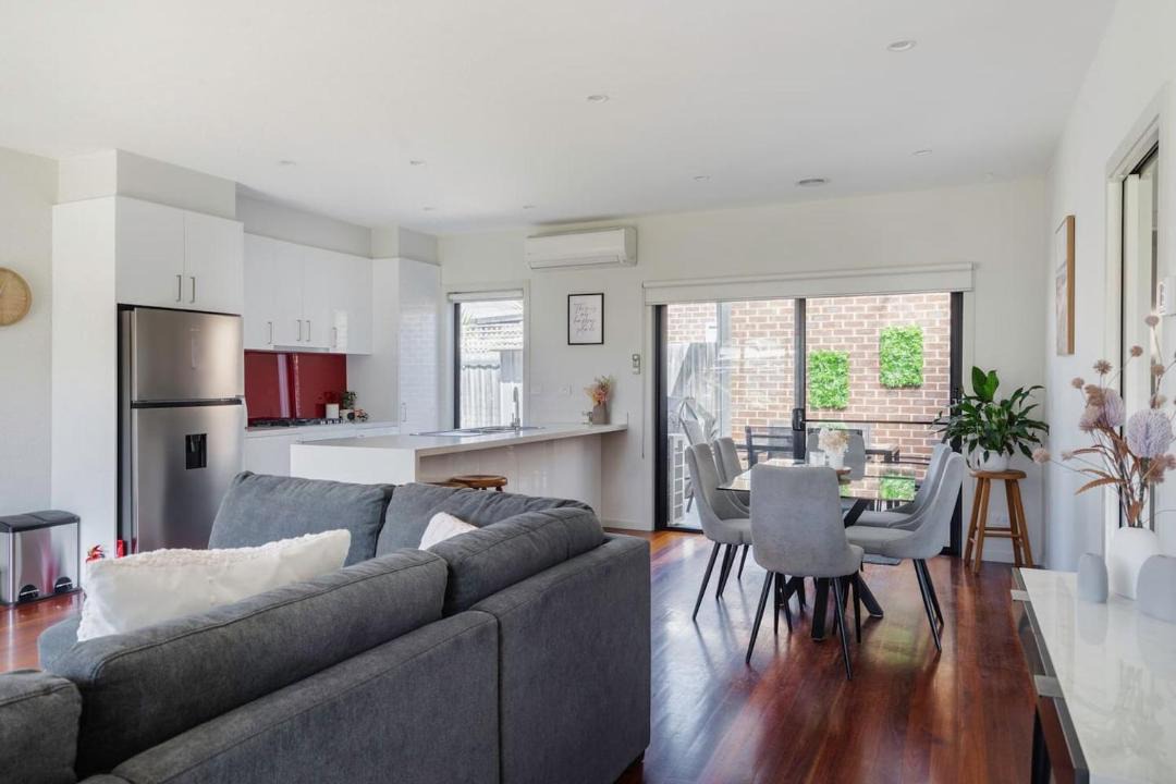 Photo of Others in Rosebud