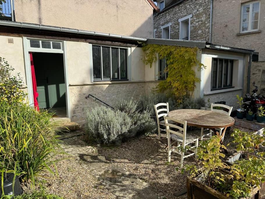 Photo of Others in Lavacourt