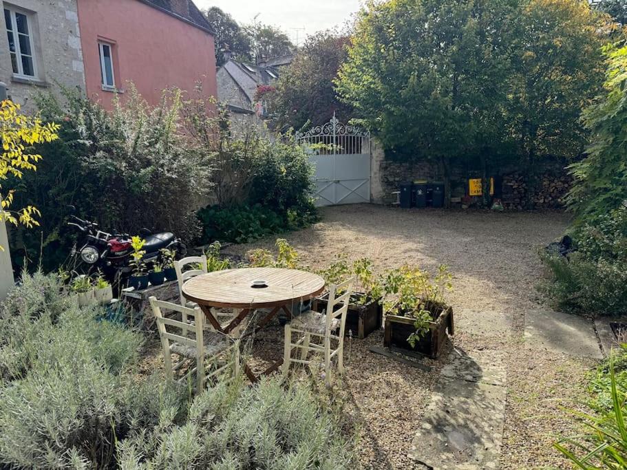 Photo of Others in Lavacourt