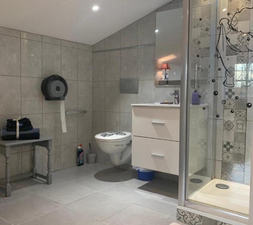 Photo of Bathroom in Montignac-Charente