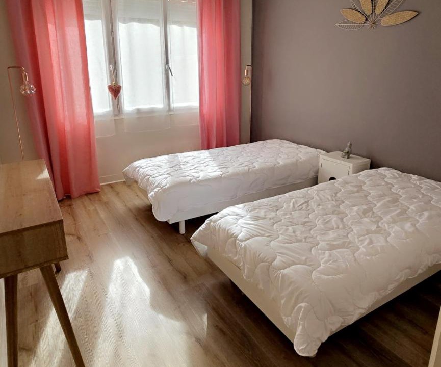 Photo of Bedroom in Campeneac