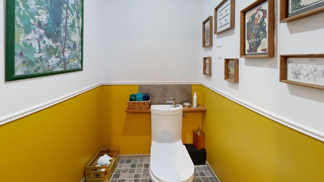 Photo of Bathroom in Joue En Charnie