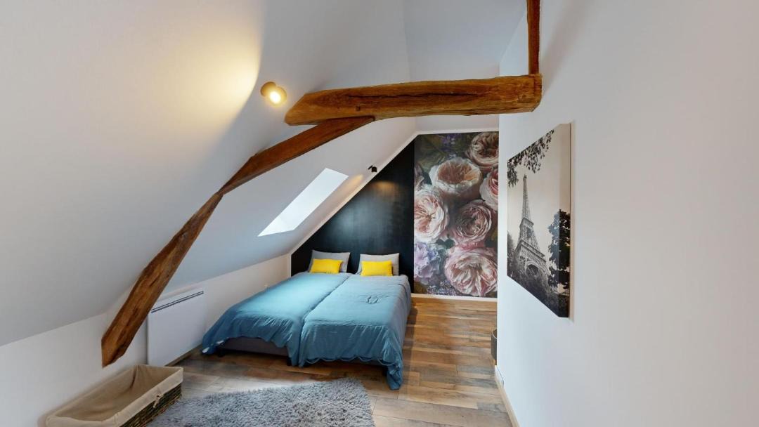 Photo of Bedroom in Joue En Charnie