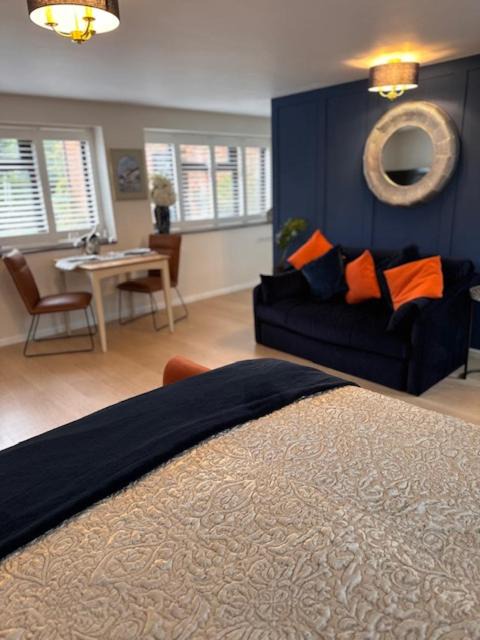 Photo of Others in Broad Hinton