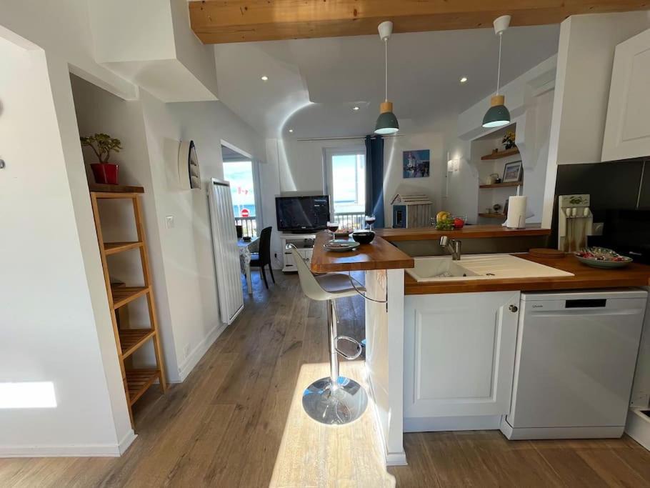Photo of Kitchen in Luc-sur-Mer