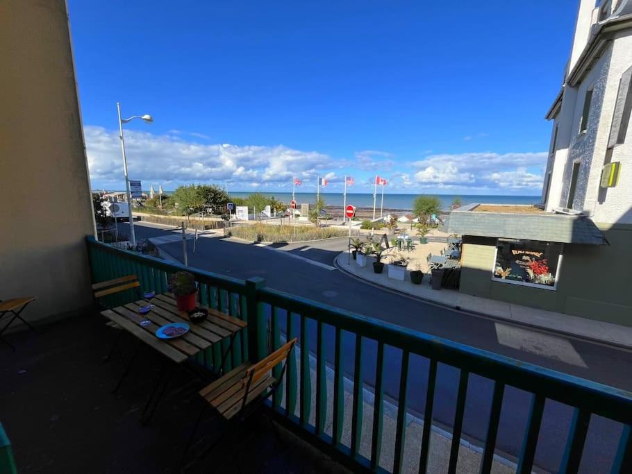 Photo of Patio Balcony in Luc-sur-Mer