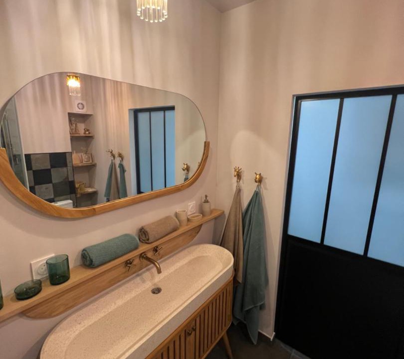 Photo of Bathroom in Millau