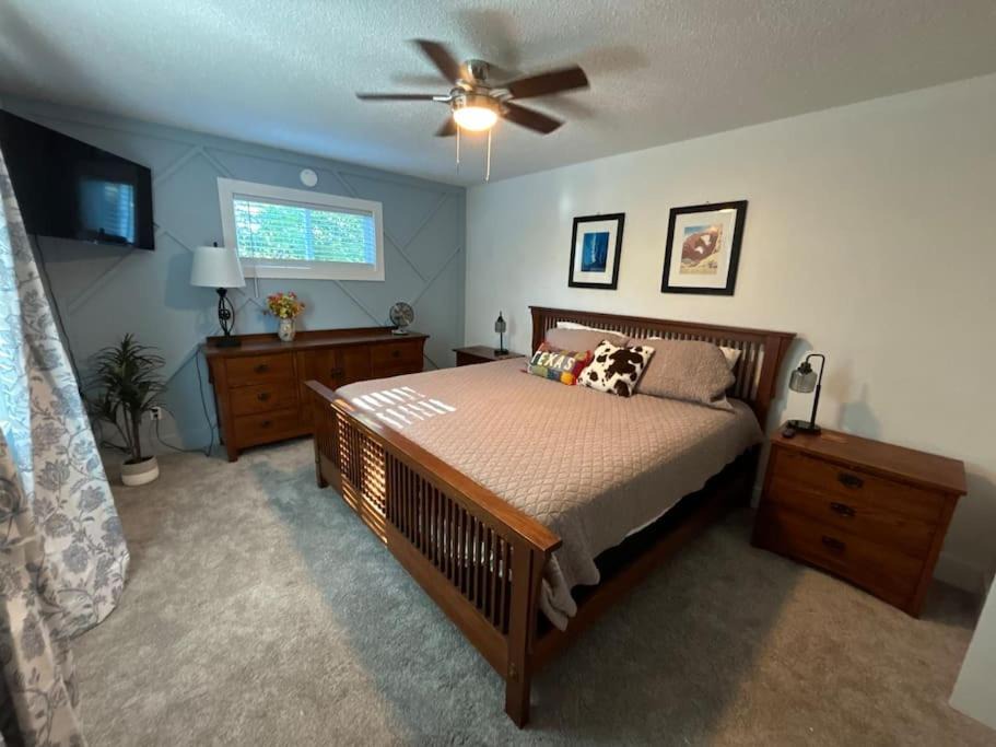Photo of Bedroom in Parker Lane