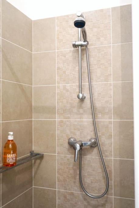 Photo of Bathroom in Beaulieu-Mangin