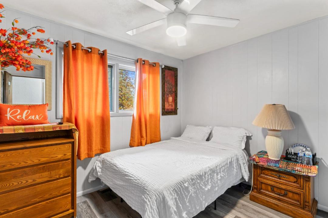 Photo of Bedroom in Russian Jack Park