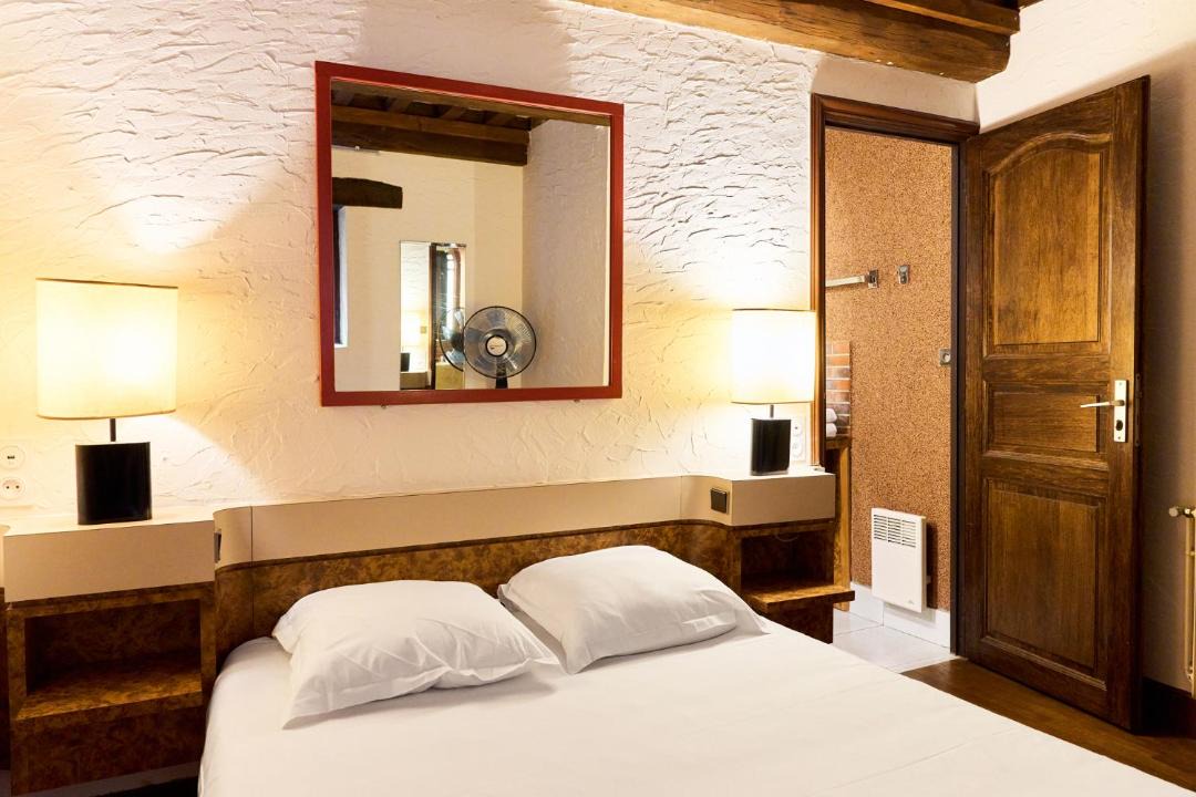 Photo of Bedroom in Sourzy