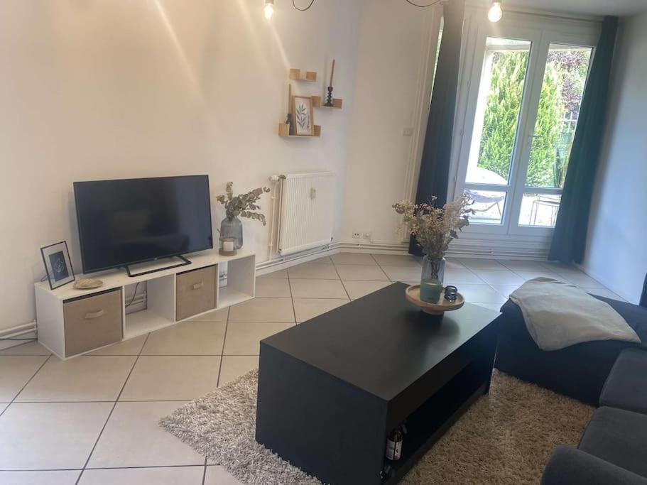 Photo of Livingroom in Royallieu Pompidou