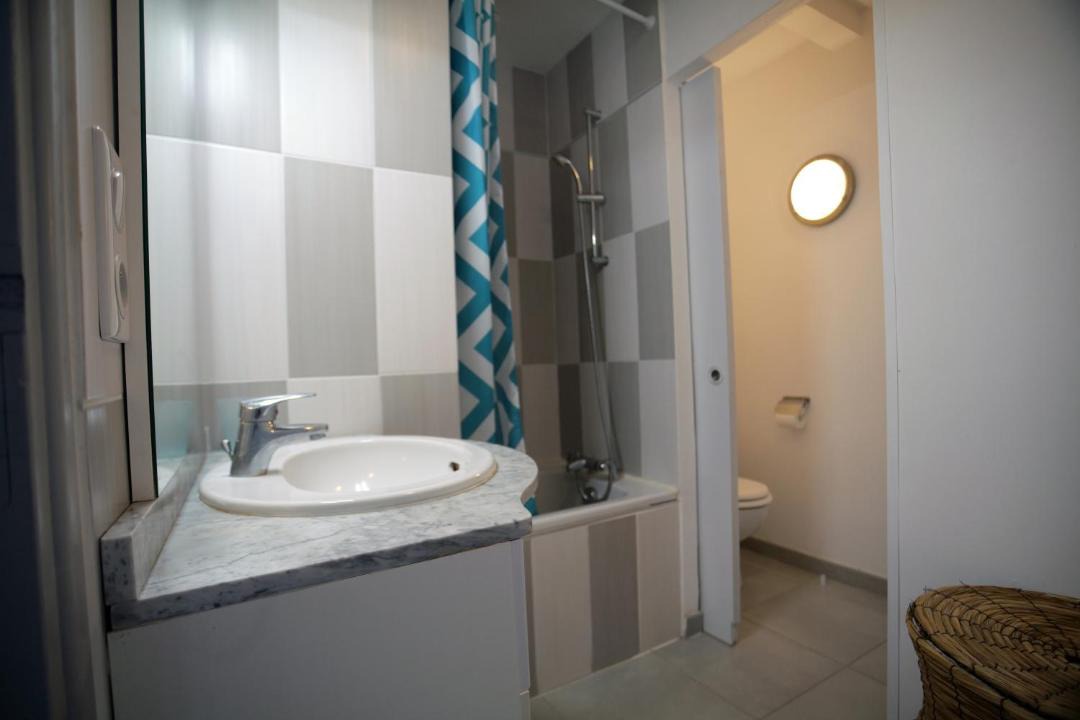 Photo of Bathroom in Pornichet
