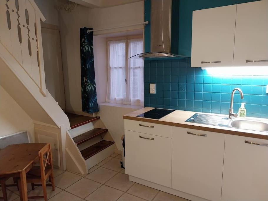 Photo of Kitchen in Dampierre-sur-Linotte