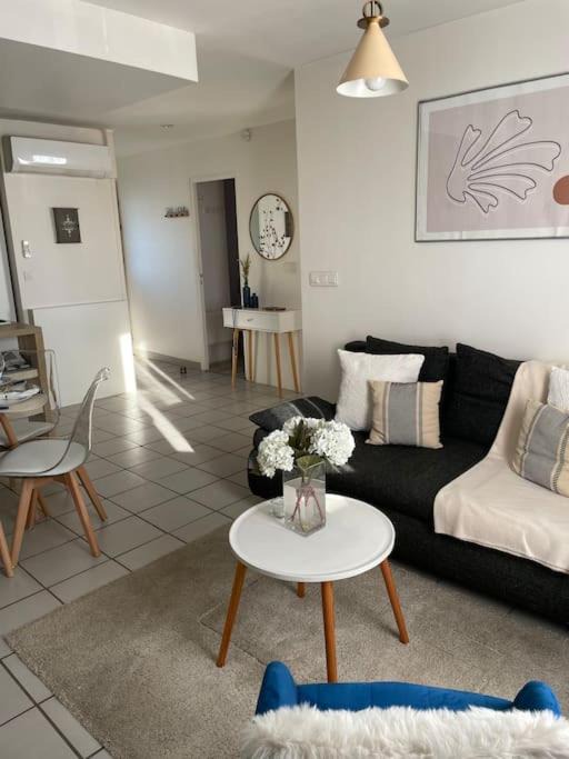 Photo of Livingroom in Saint-Jean-de-Bournay